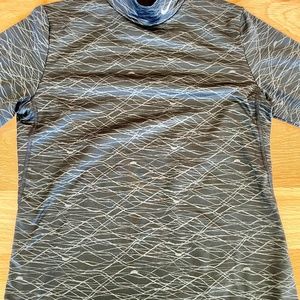 NIKE RUNNING TOP